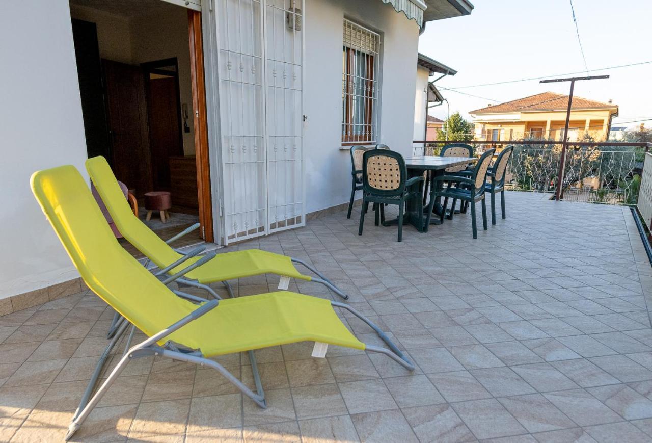 Cinzia'S Holiday Home Desenzano del Garda Luaran gambar